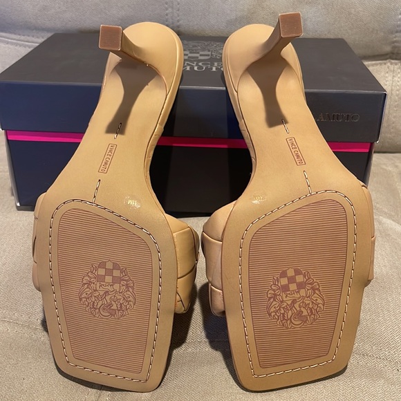 Vince Camuto Brelanie Woven-Strap Mule - Picture 6 of 7